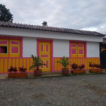 Bareque Hostel Salento Bagian luar foto